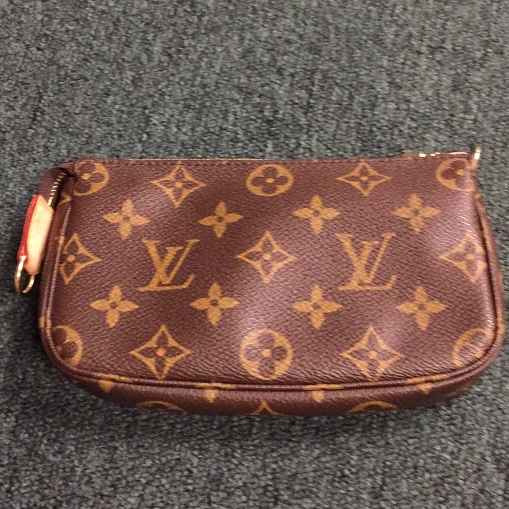 Louis Vuitton little bag